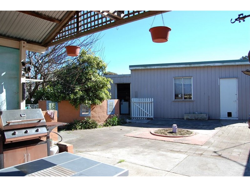 9 Brown Avenue, George Town TAS 7253