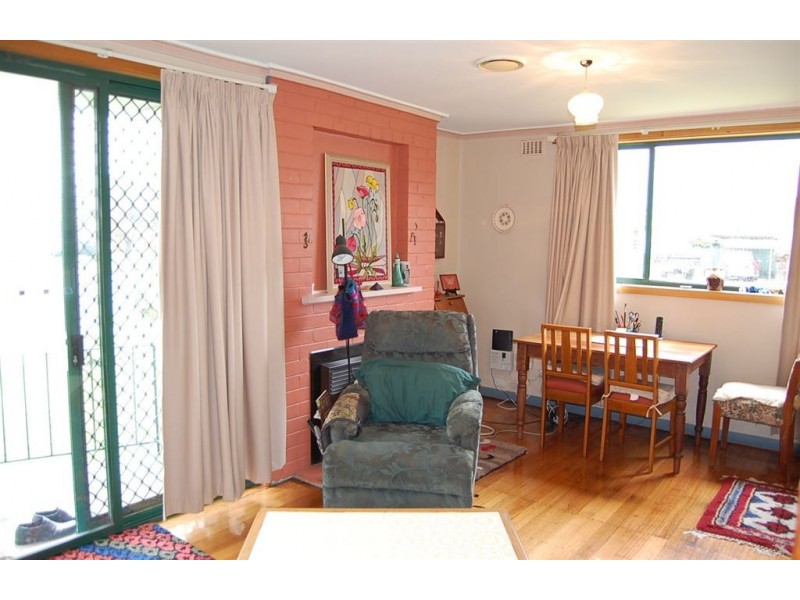 6 Adam Street, George Town TAS 7253