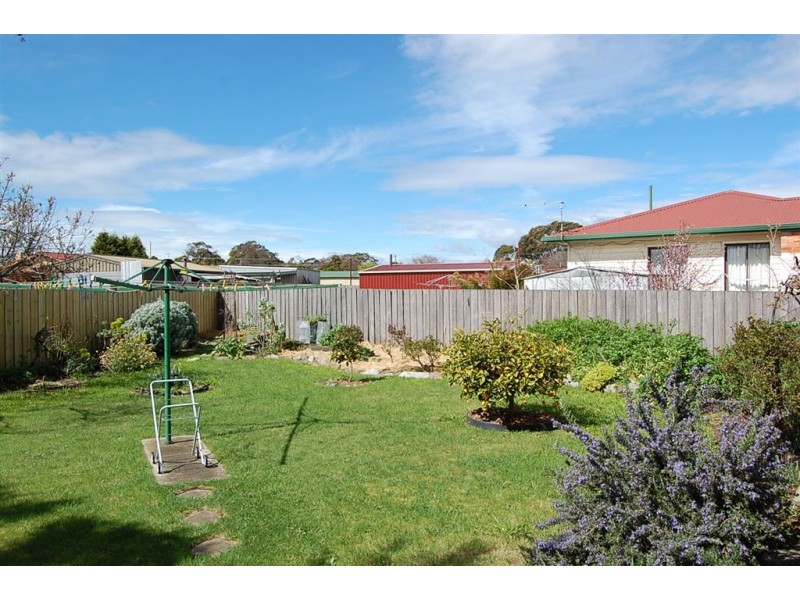6 Adam Street, George Town TAS 7253