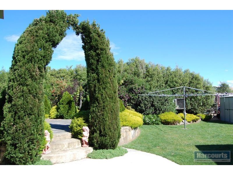8 Edward Court, George Town TAS 7253