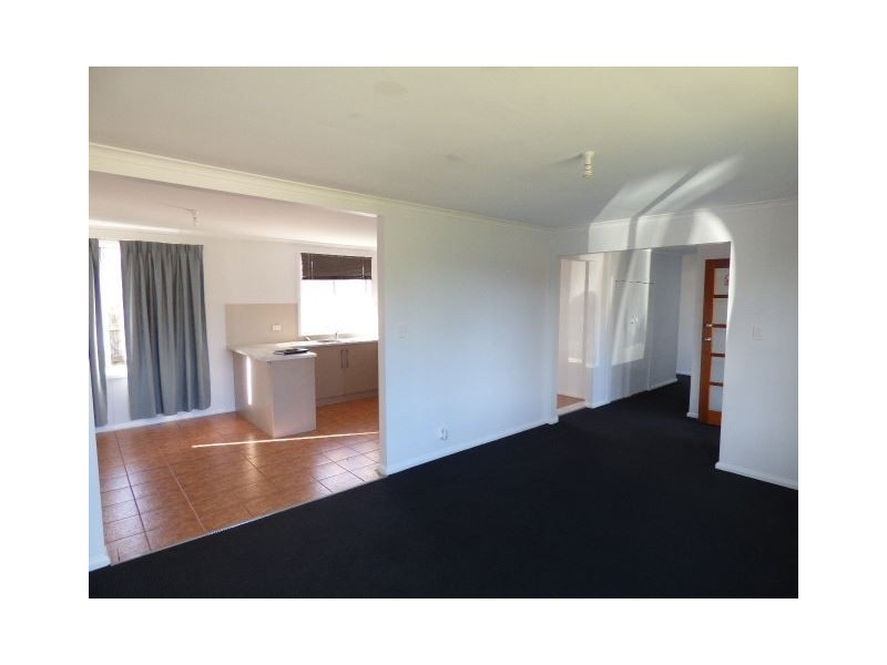 8 Simpson Avenue, George Town TAS 7253