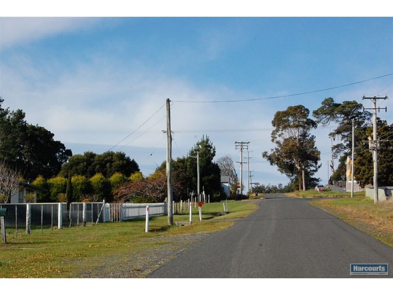 32 Shaw Street, Lefroy TAS 7252