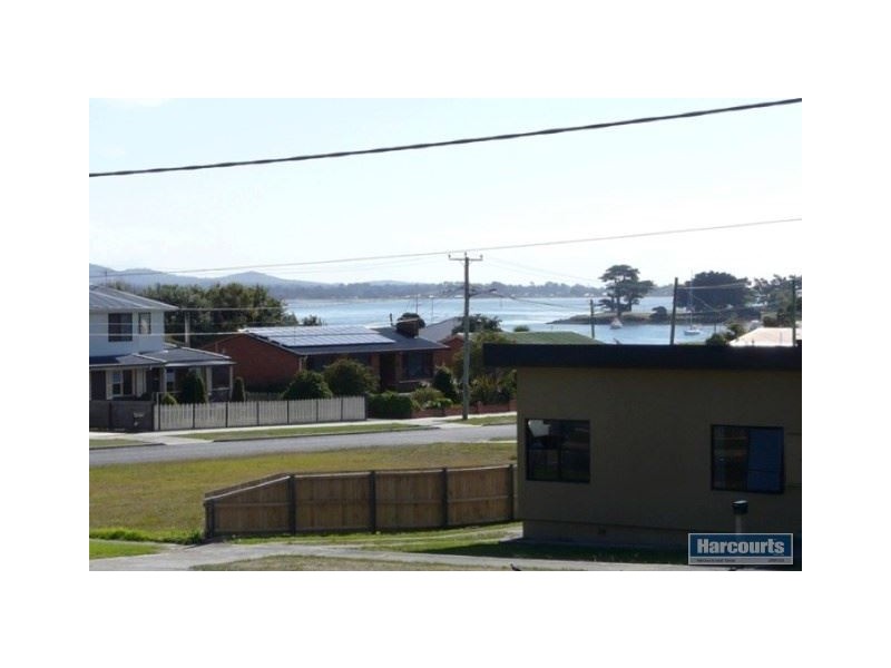 10 Victoria Street, George Town TAS 7253