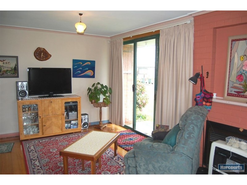 6 Adam Street, George Town TAS 7253