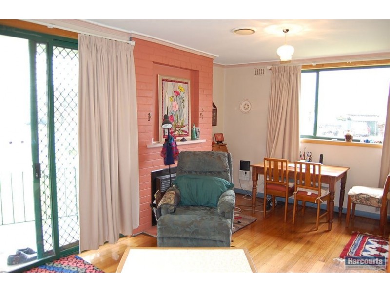 6 Adam Street, George Town TAS 7253