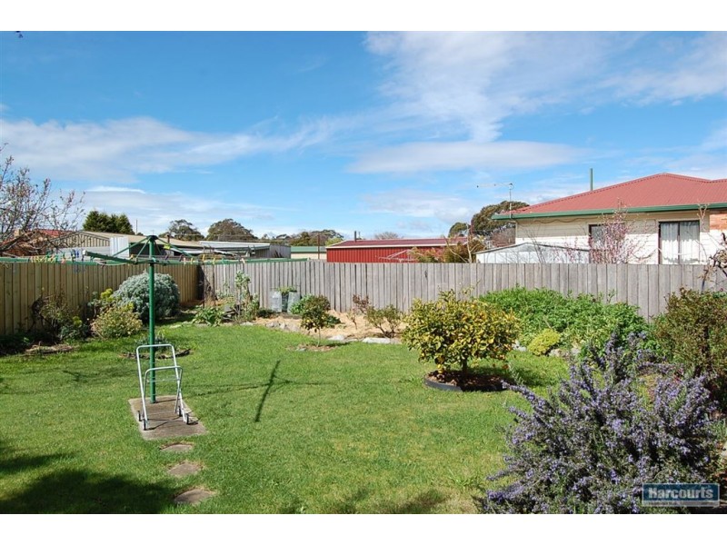 6 Adam Street, George Town TAS 7253