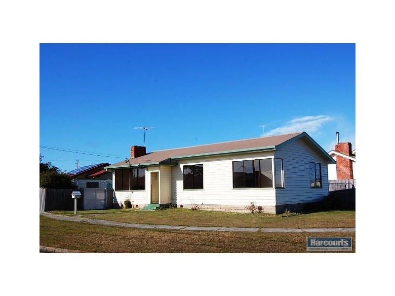 13 Parish Crescent, George Town TAS 7253