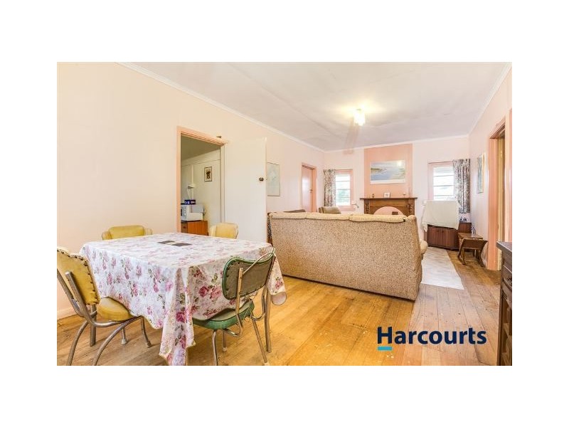 8 Boobyalla Rise, Lulworth TAS 7252