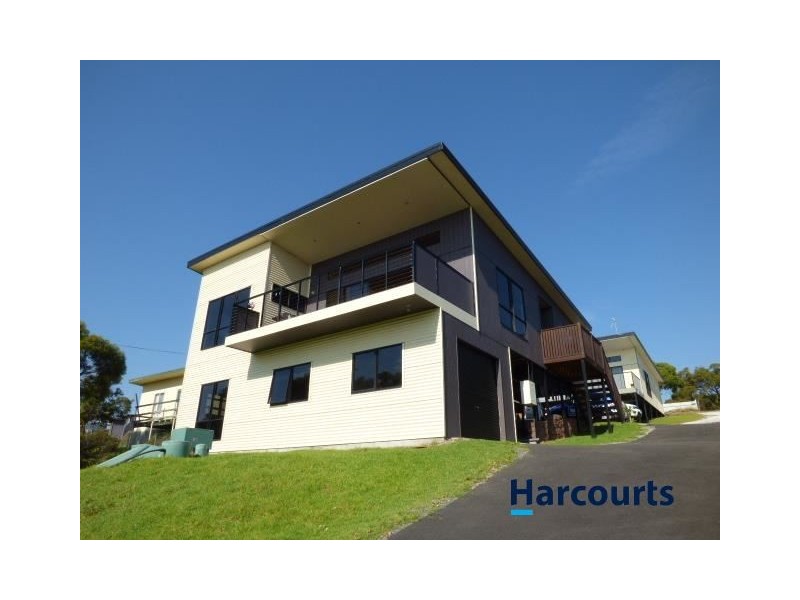 1/33 Hurst Street, Lulworth TAS 7252