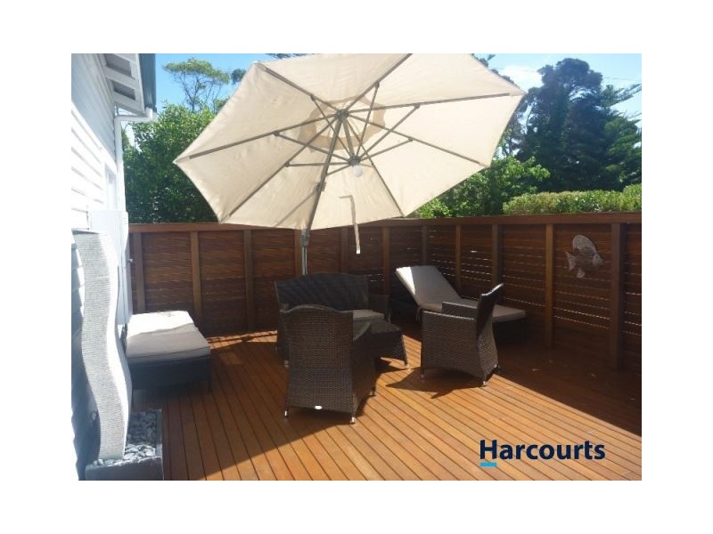 1 Lagoon Beach Road, Low Head TAS 7253