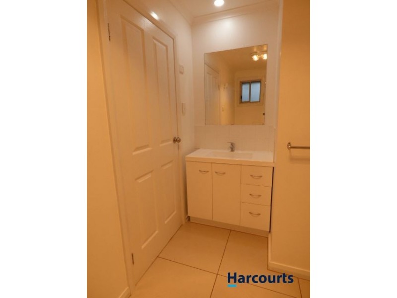8 Simpson Avenue, George Town TAS 7253