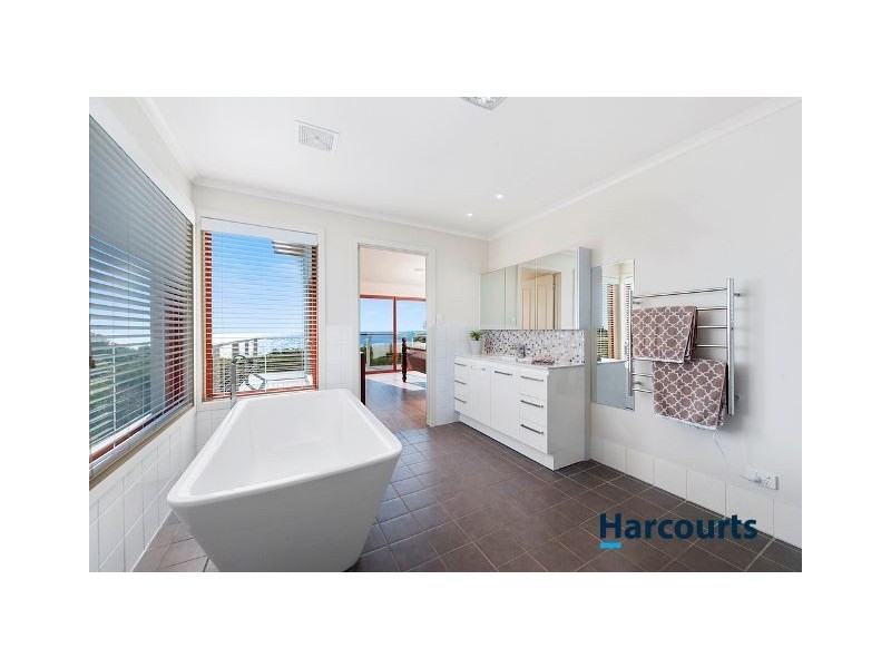 15 Lord Liverpool Drive, Low Head TAS 7253