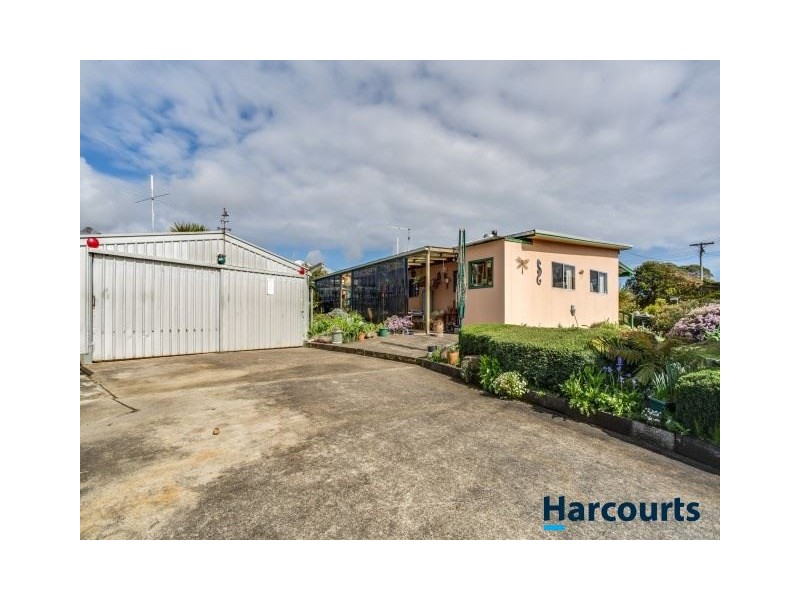 1 Lyndon Avenue, Bellingham TAS 7254
