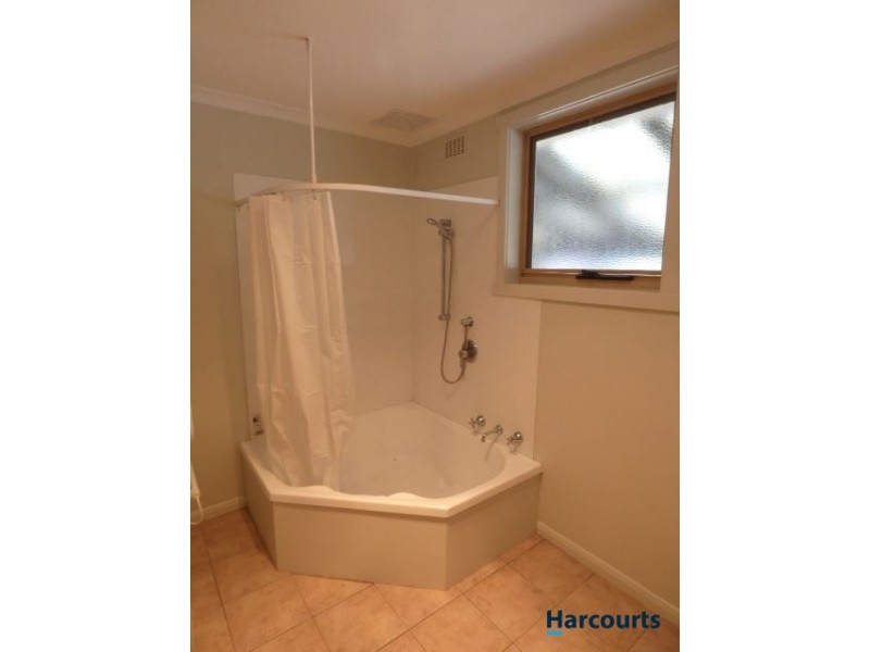 6 Harris Crescent, George Town TAS 7253