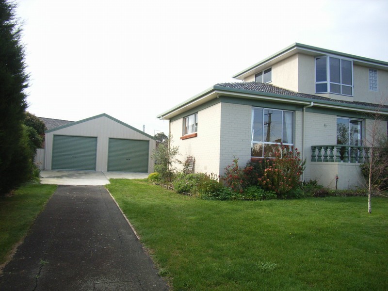21 Tamar Avenue, George Town TAS 7253
