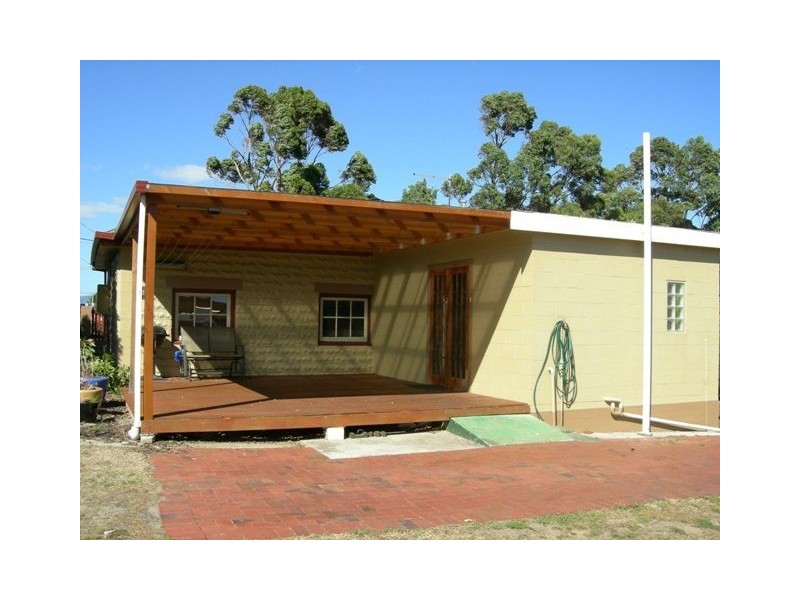 17 Main Road, George Town TAS 7253