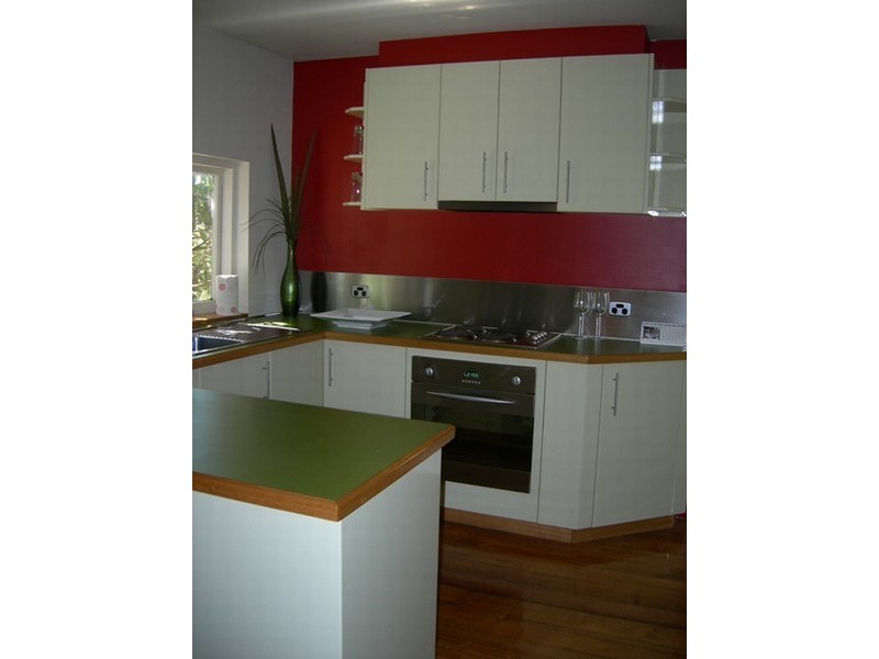 17 Main Road, George Town TAS 7253