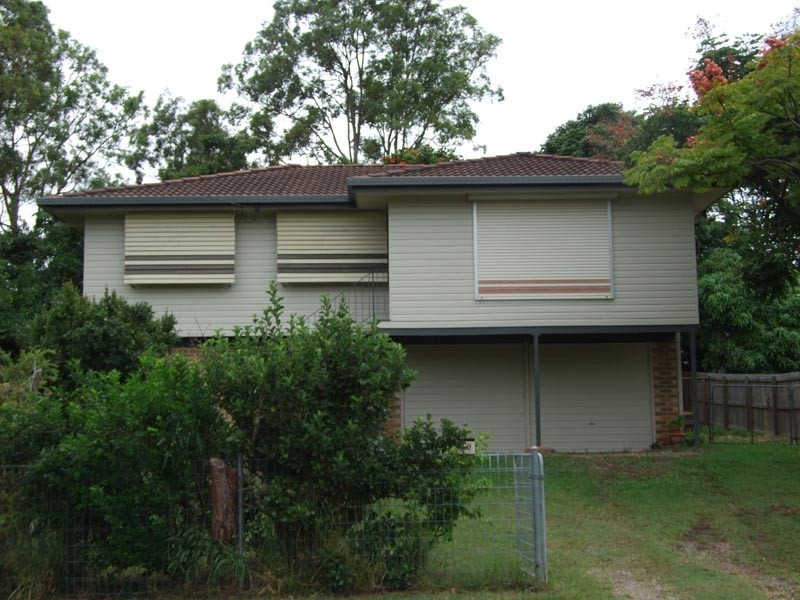 19 Parakeet Street, Birkdale QLD 4159