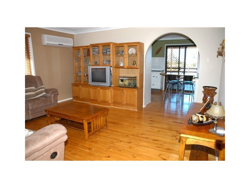 18 Sylvania Street, Wellington Point QLD 4160