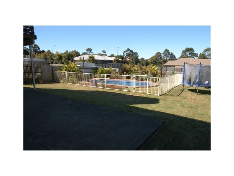 18 Sylvania Street, Wellington Point QLD 4160