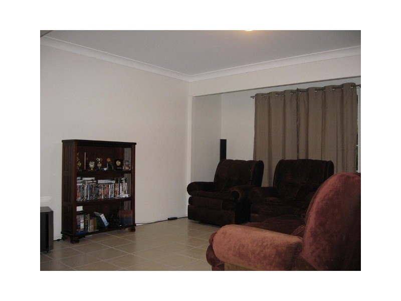 2/5 Aramac Ct, Capalaba QLD 4157