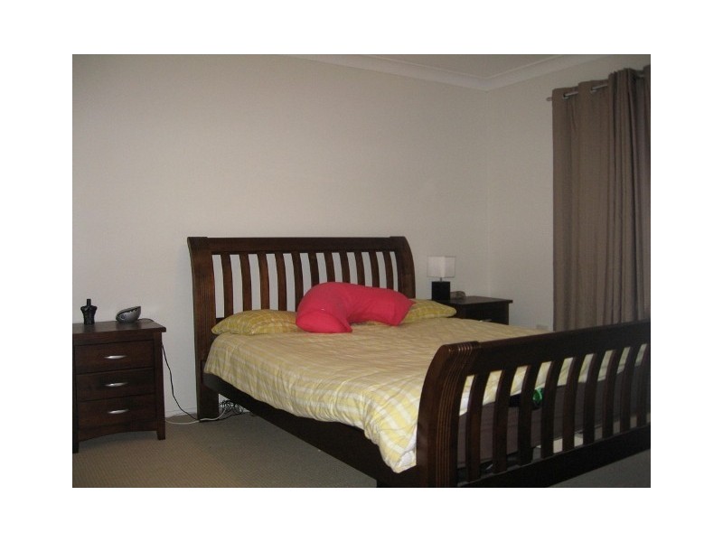 2/5 Aramac Ct, Capalaba QLD 4157