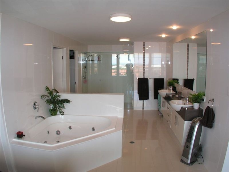 26/135 Shore Street, Cleveland QLD 4163