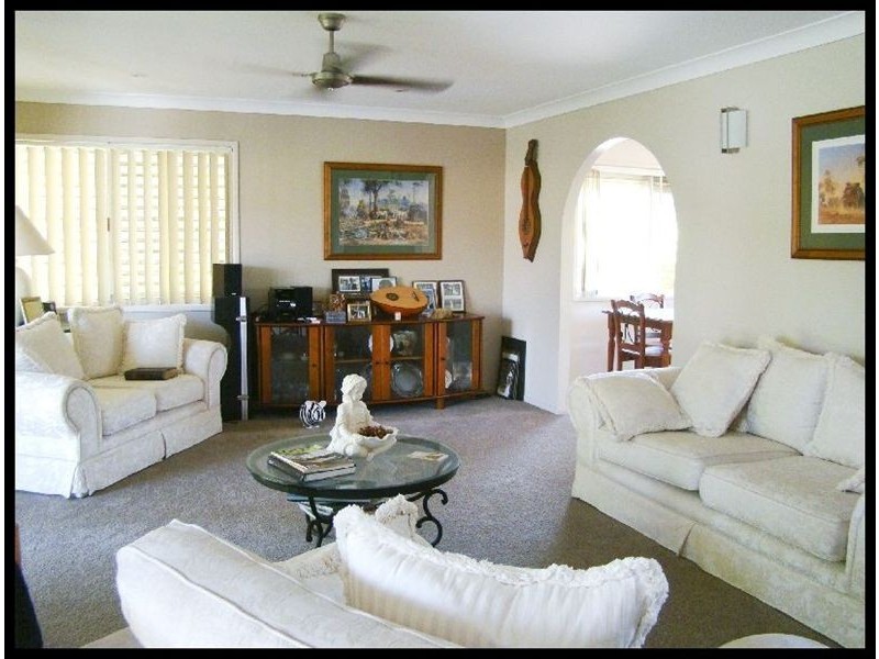 Wishart QLD 4122