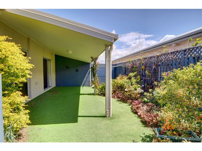 143/2 Grand Parade, Kawana Island QLD 4575