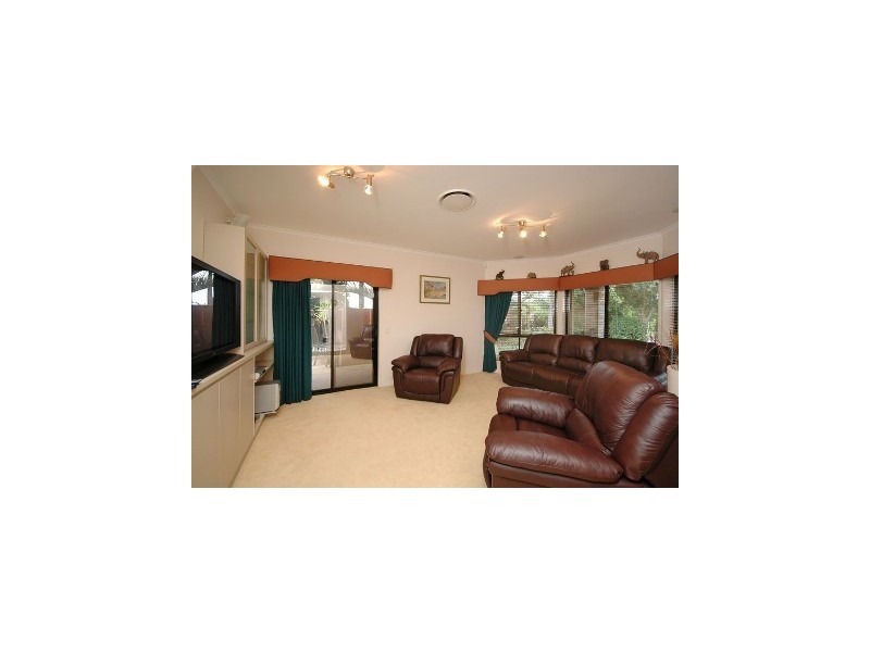 374 Finnegan Drive, North Lakes QLD 4509