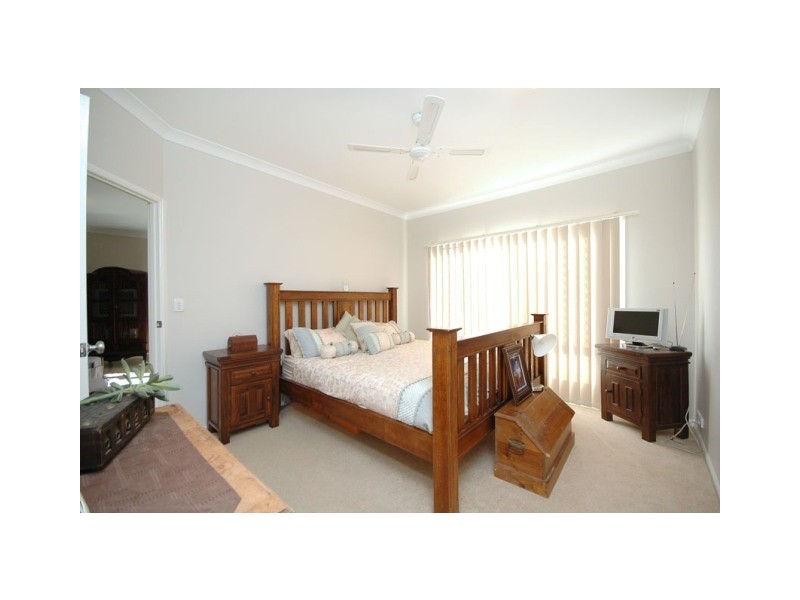 412 Elkhorn Court, North Lakes QLD 4509