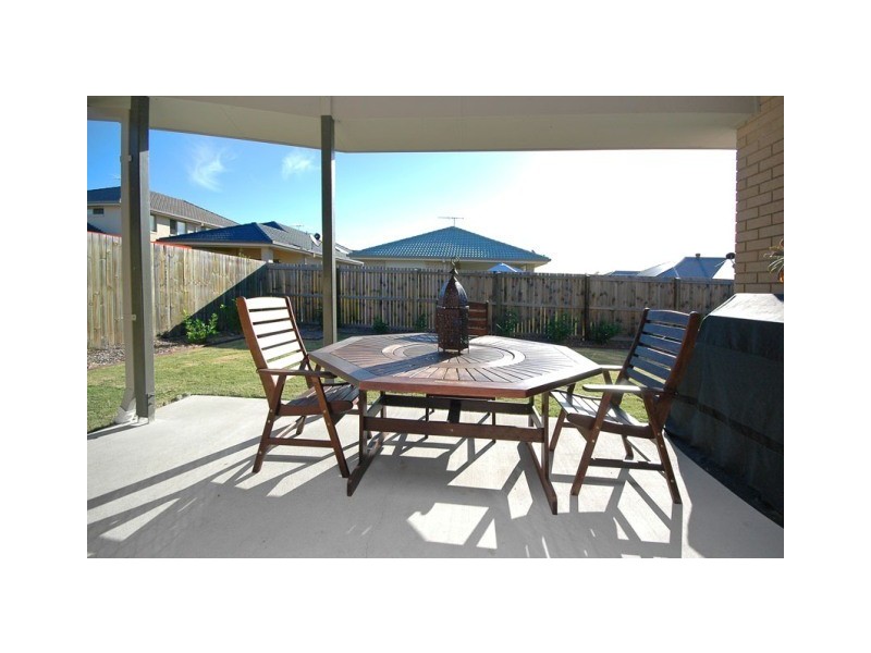 412 Elkhorn Court, North Lakes QLD 4509