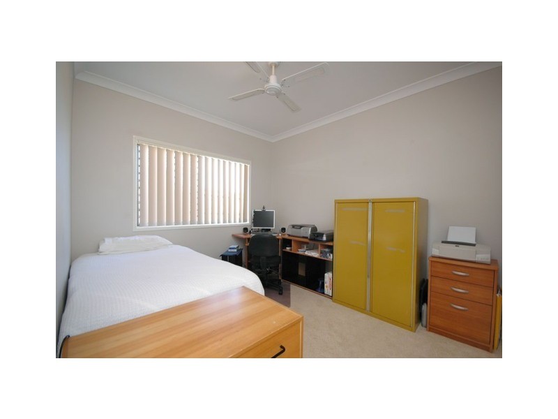 17 Silkpod Court, North Lakes QLD 4509