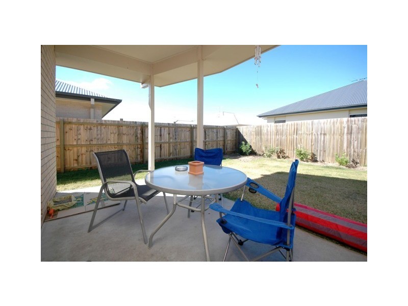 17 Silkpod Court, North Lakes QLD 4509