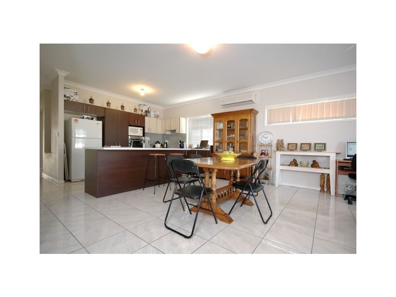 17 Silkpod Court, North Lakes QLD 4509