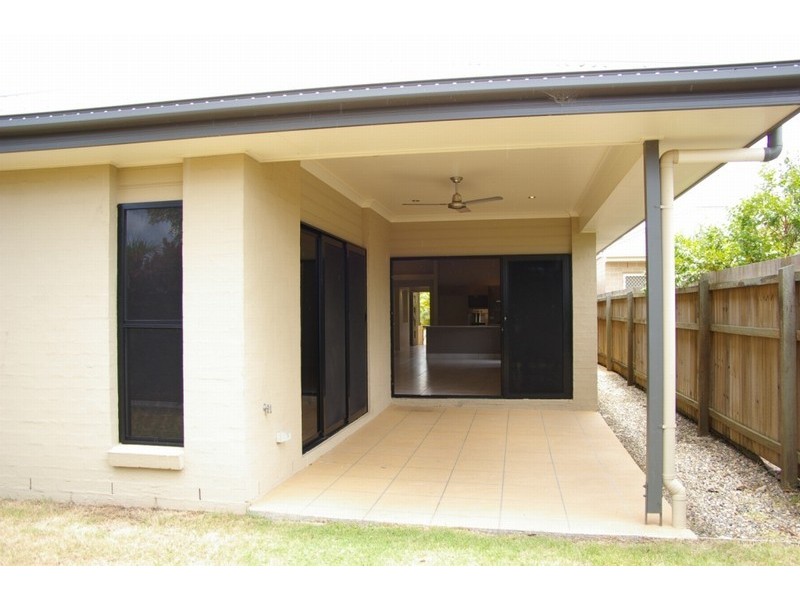 9 Satinash Court, North Lakes QLD 4509