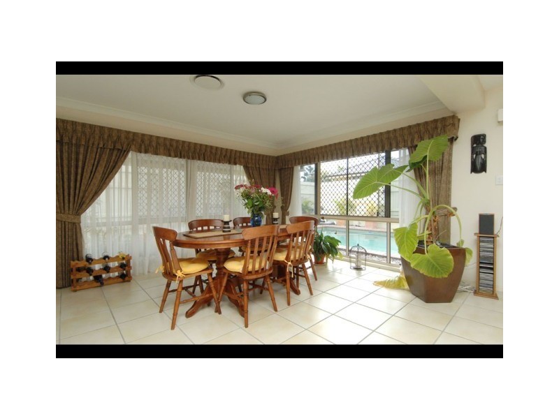 25 Saffron Court, North Lakes QLD 4509