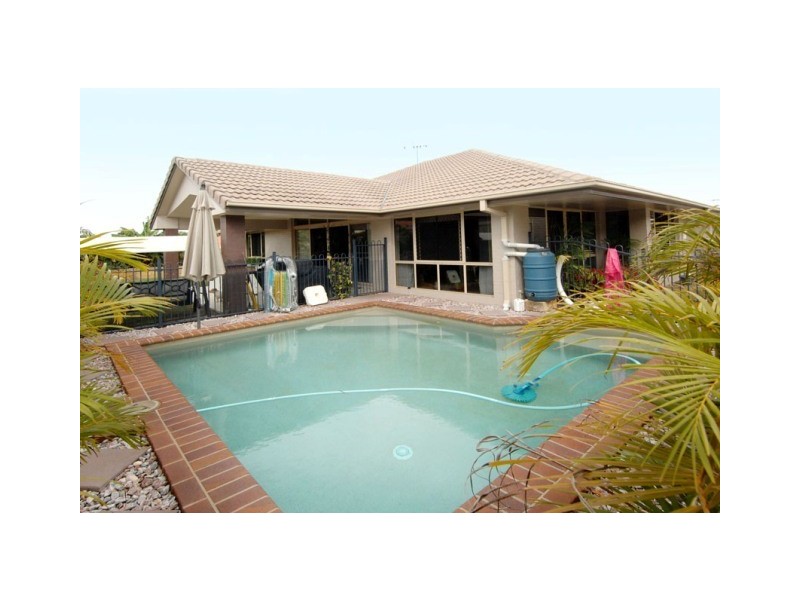 25 Saffron Court, North Lakes QLD 4509