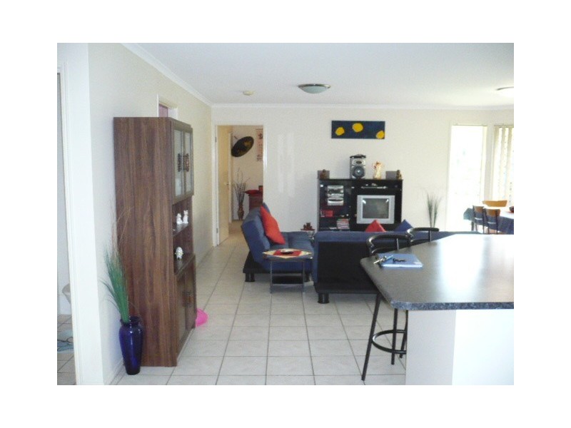 18 Grampion Circuit, North Lakes QLD 4509