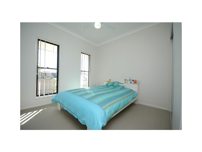 421 Elkhorn Court, North Lakes QLD 4509
