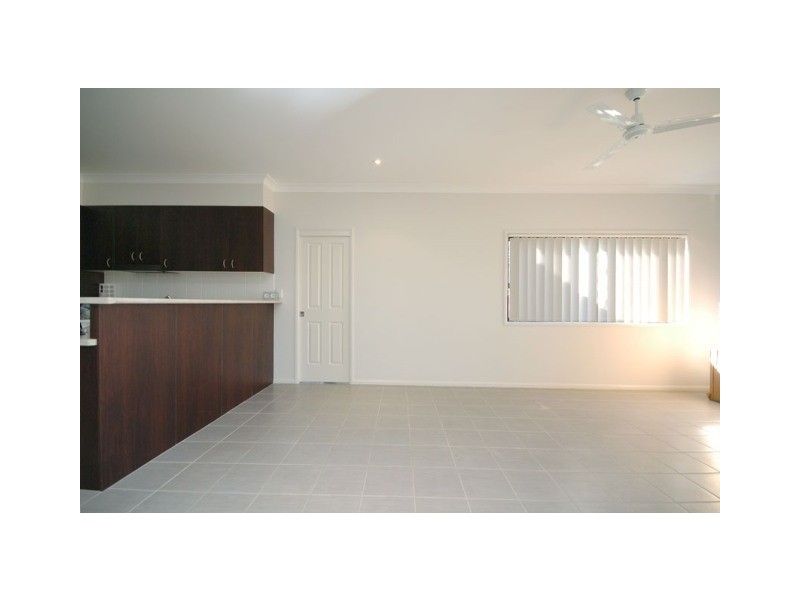421 Elkhorn Court, North Lakes QLD 4509