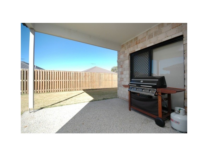 421 Elkhorn Court, North Lakes QLD 4509