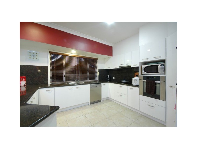 2 Douglas Circuit, North Lakes QLD 4509