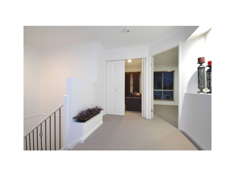 2 Douglas Circuit, North Lakes QLD 4509