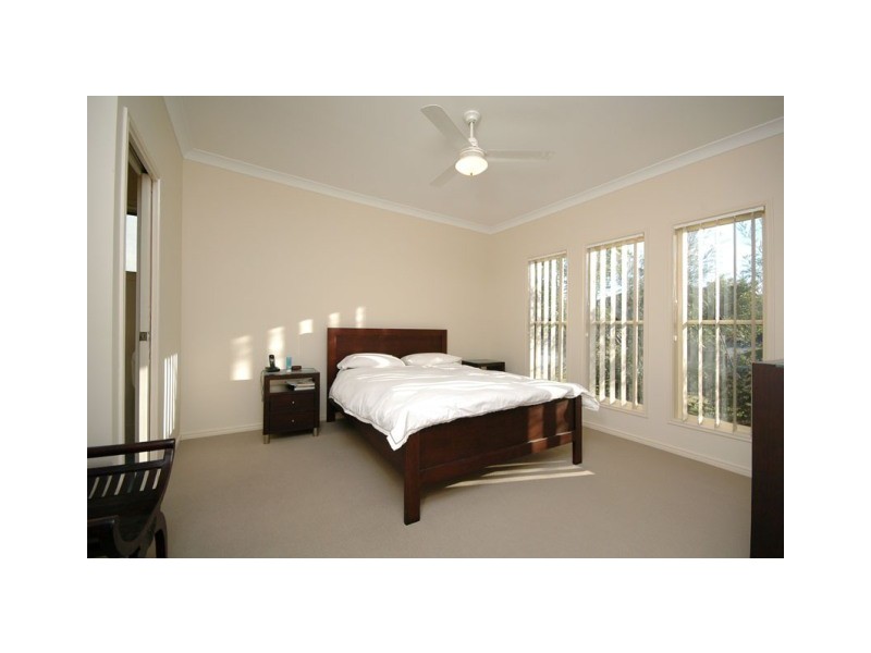 37 Kurrajong Circuit, North Lakes QLD 4509
