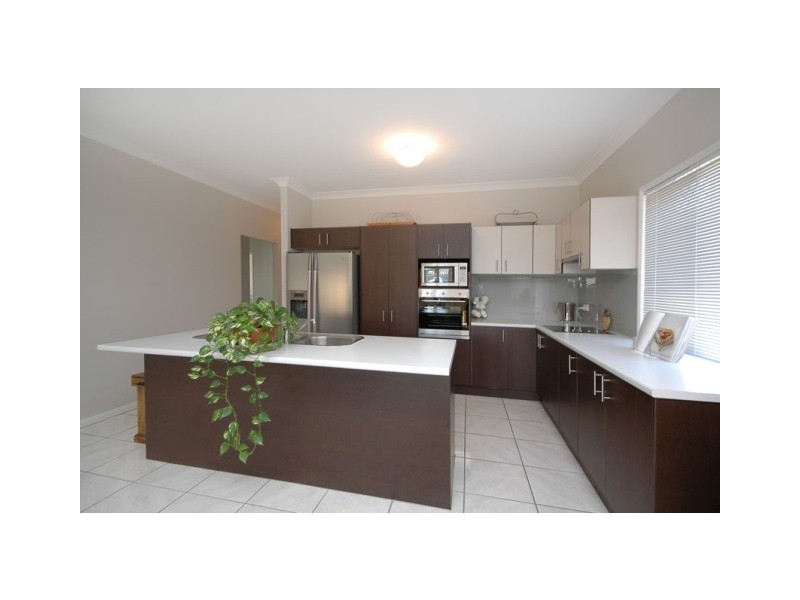 4 Elkhorn Court, North Lakes QLD 4509