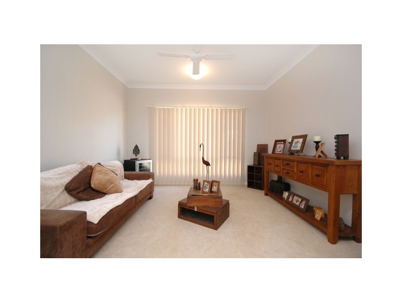 4 Elkhorn Court, North Lakes QLD 4509