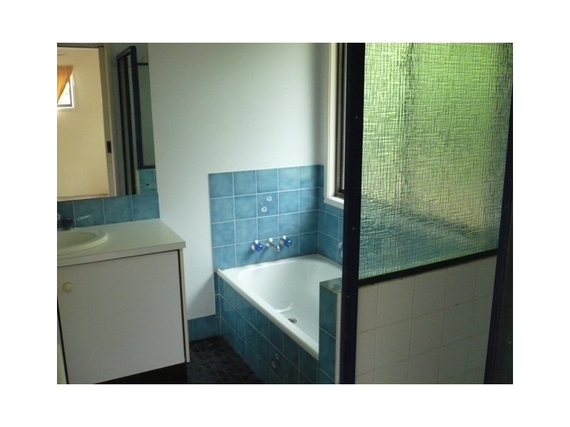 5 Redwood Court, Kallangur QLD 4503