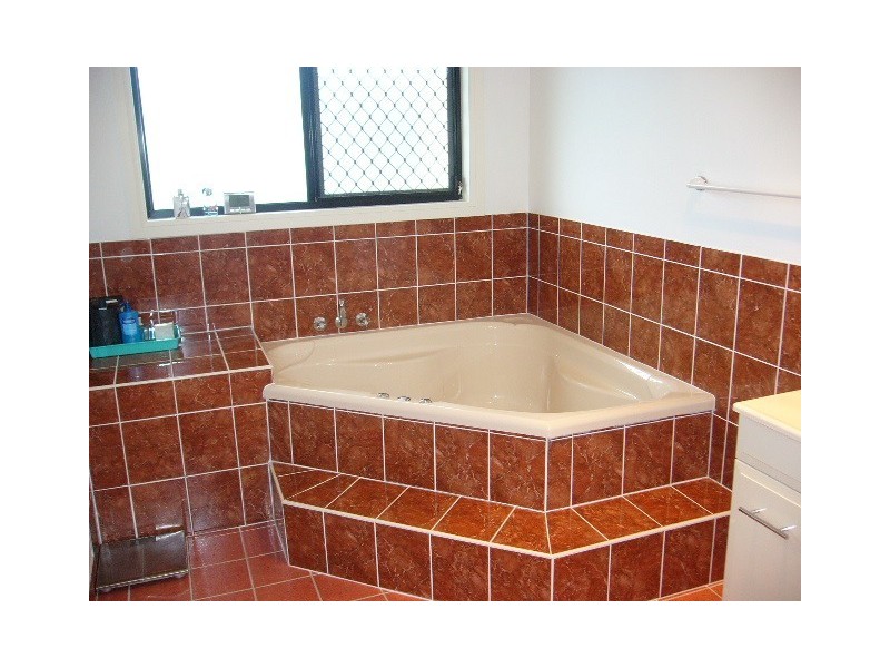 11 Wyperfield Court, North Lakes QLD 4509