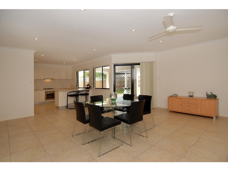 3 Garonne Court, Petrie QLD 4502